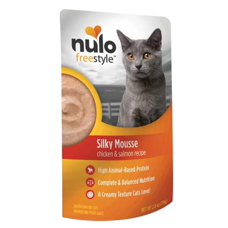 Nulo - Freestyle Silky Mousse Chicken & Salmon Cat Pouch 2.8oz