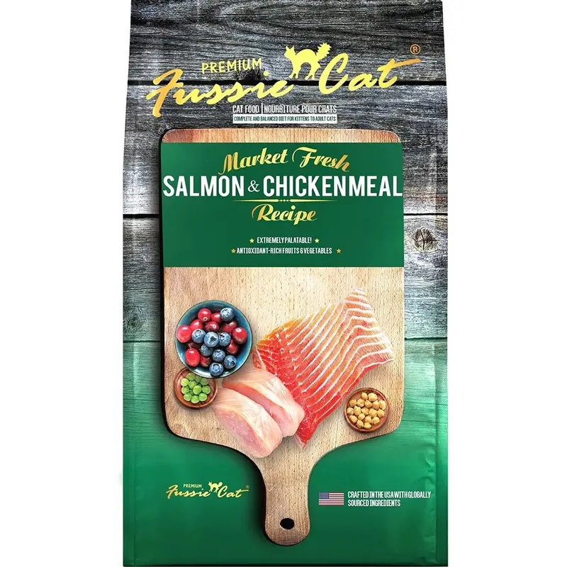 FUSSIE CAT - SALMON & CHICKEN - 10LB
