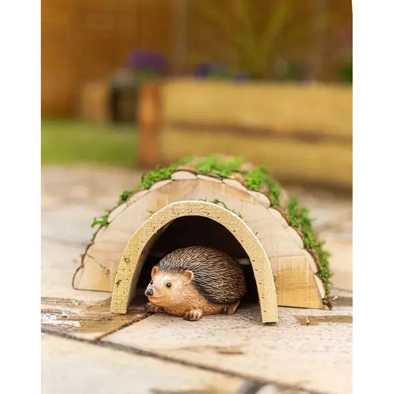 Marco Paul Unisex Natural Hedgehog House Hibernation Shelter