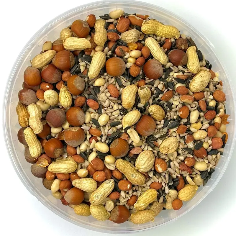 Superpet Extra Premium+ Squirrel And Bird Mix Bucket (2.6Kg) 5L