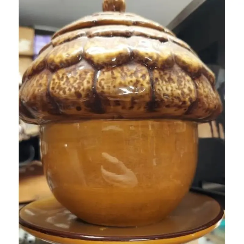 Acorn Bird Feeder - Durable, Weather-resistant, Ideal For Backyard Birds